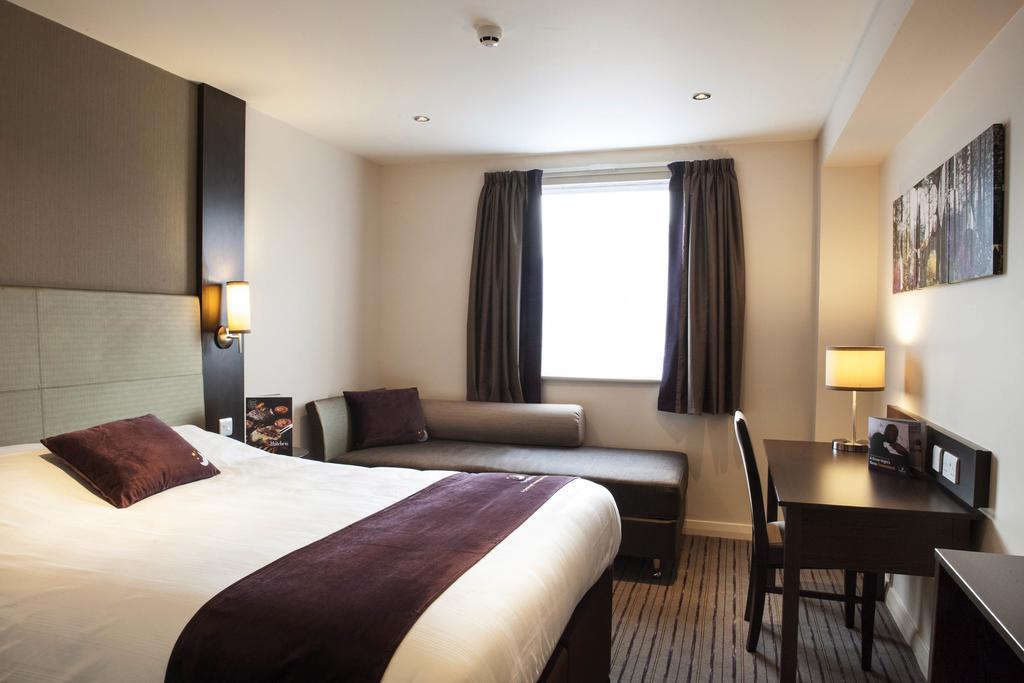 Premier Inn London 벡슬리히스 외부 사진